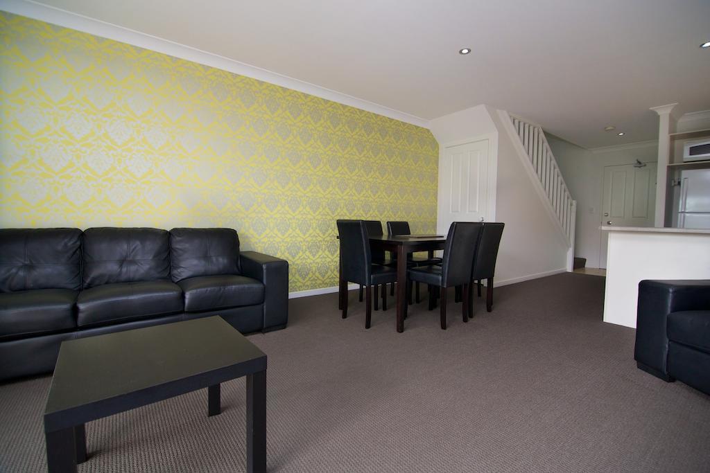 Blue Water Bay Villas Gold Coast Pokój zdjęcie