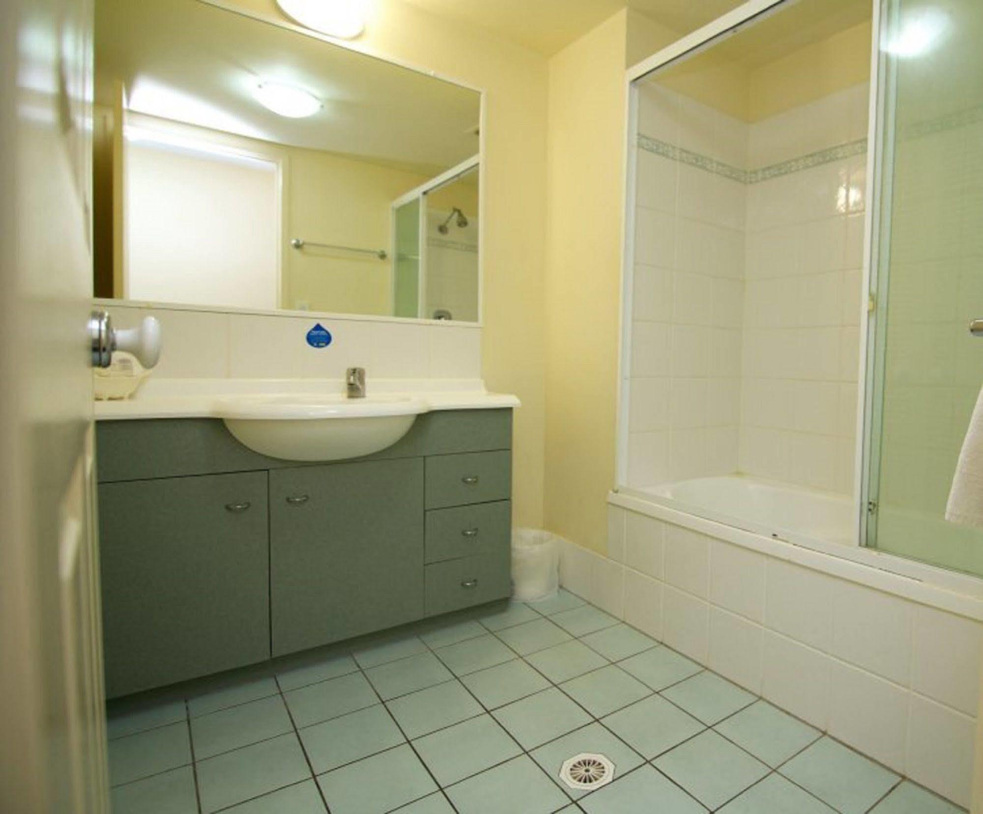 Blue Water Bay Villas Gold Coast Zewnętrze zdjęcie